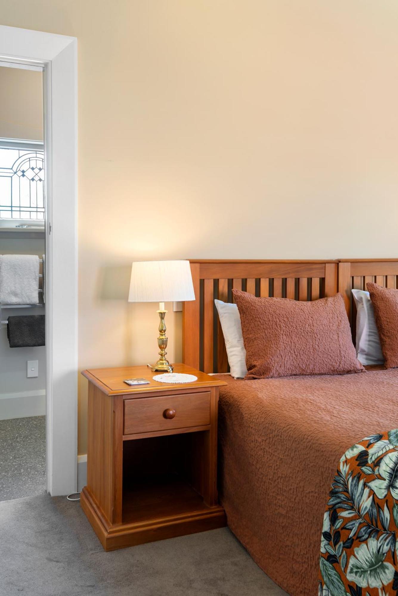 Homelea Bed And Breakfast Christchurch Exterior photo